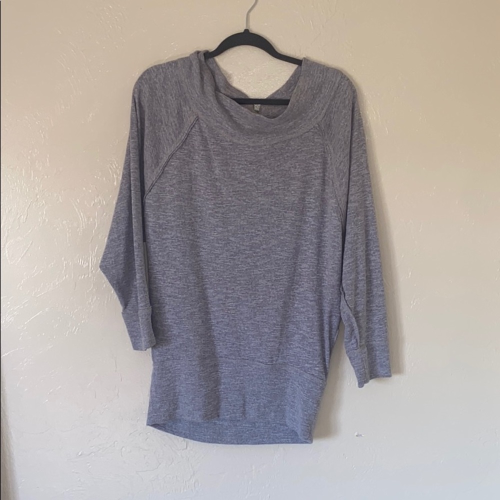 Free People off the shoulder sweater!